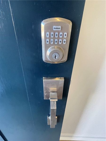 Close-up of interior finishes inside a home in Springwood Grove, Central (Image 24).