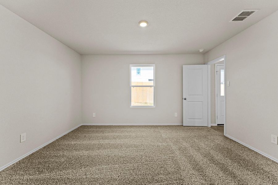 Spacious, unfurnished interior of a new home in Sunset Oaks, Maxwell (Image 22). Spacious, unfurnished interior of a new home in Sunset Oaks, Maxwell (Image 22).