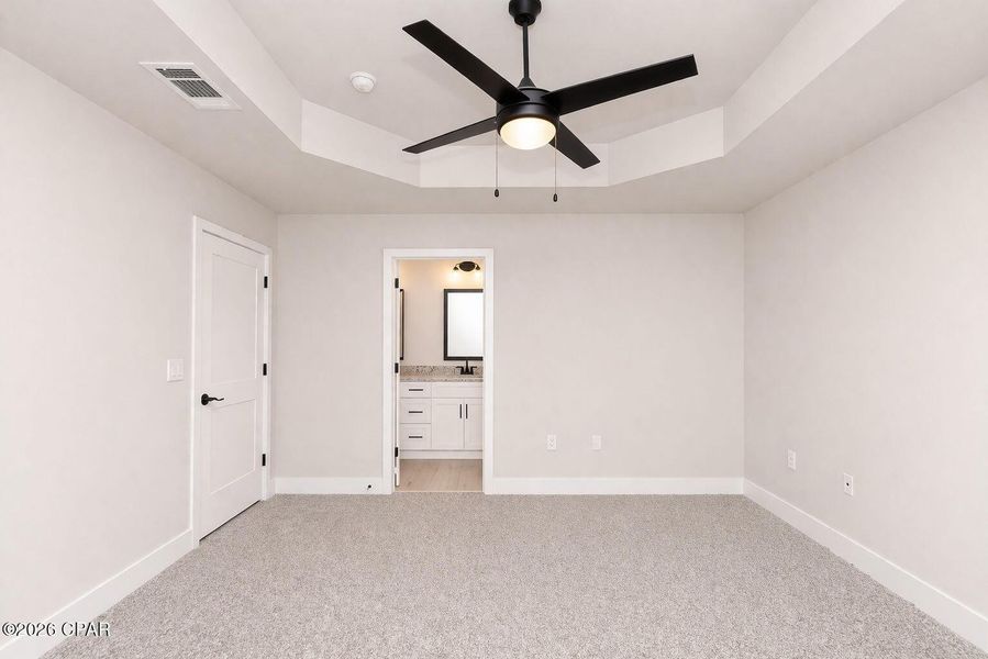 Spacious, unfurnished interior of a new home in Fox Glenn, Panama City (Image 19).