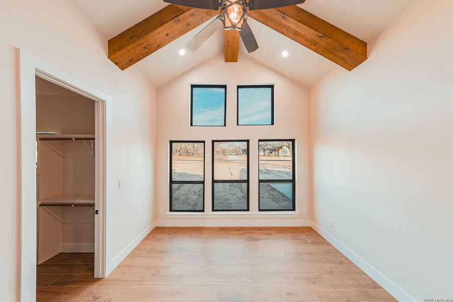 Spacious, unfurnished interior of a new home in , Adkins (Image 20). Spacious, unfurnished interior of a new home in , Adkins (Image 20).