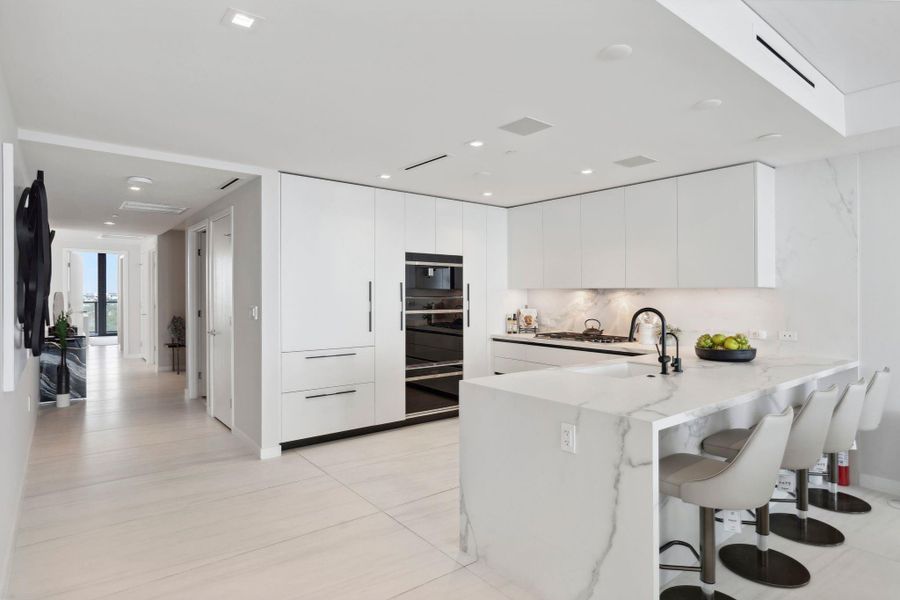 Furnished interior view inside a new home in , Pompano Beach (Image 20). Furnished interior view inside a new home in , Pompano Beach (Image 20).