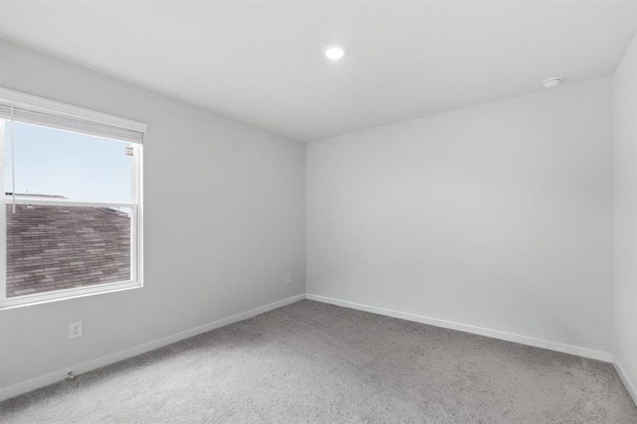 Spacious, unfurnished interior of a new home in Paloma at Sanford Farms, Waller (Image 24). Spacious, unfurnished interior of a new home in Paloma at Sanford Farms, Waller (Image 24).