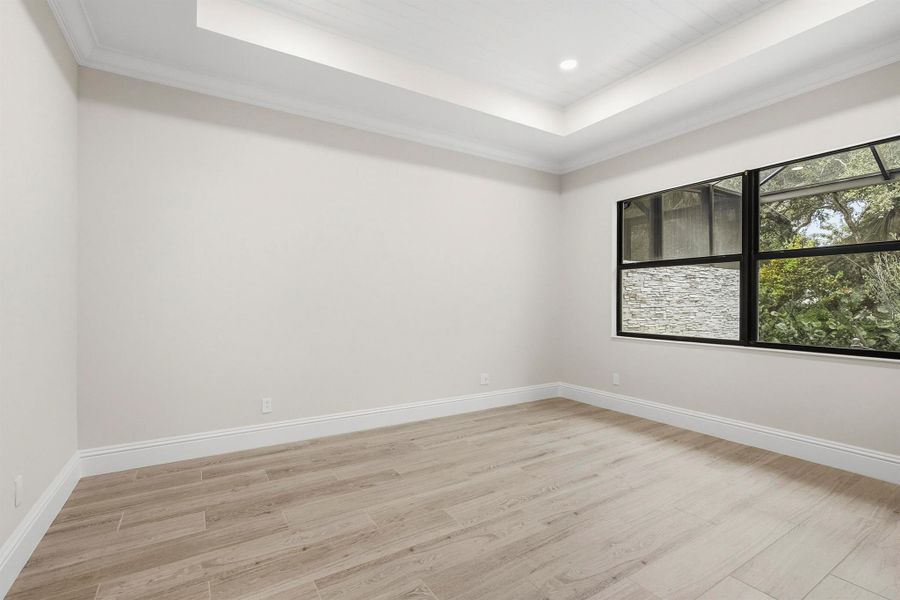 Spacious, unfurnished interior of a new home in Seaglass, Wabasso Beach (Image 83).