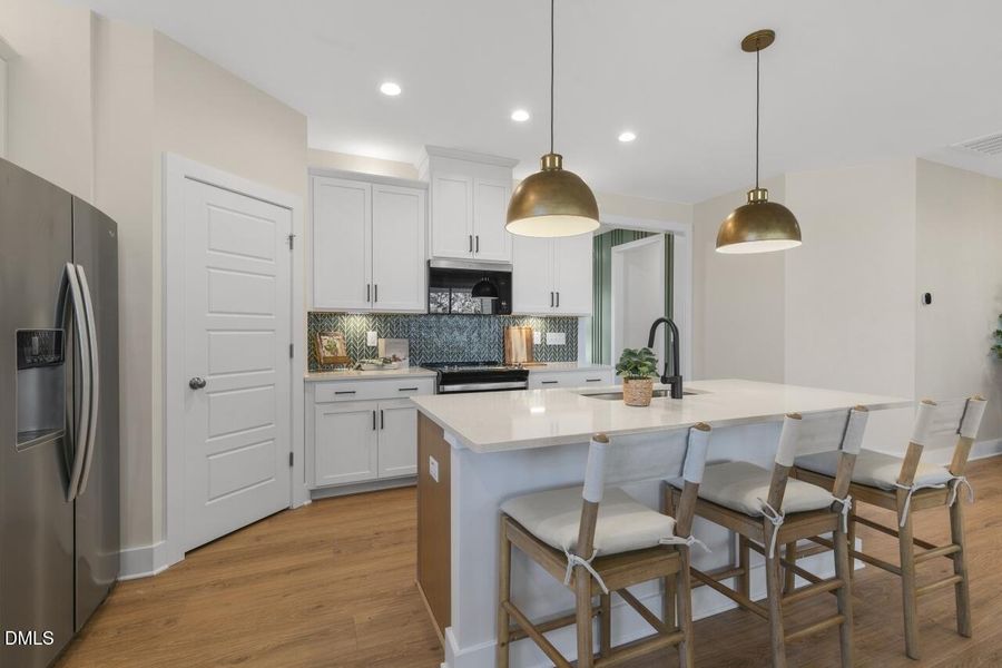 RDU_Stonebarrow_Glades_Lot10_Kitchen4