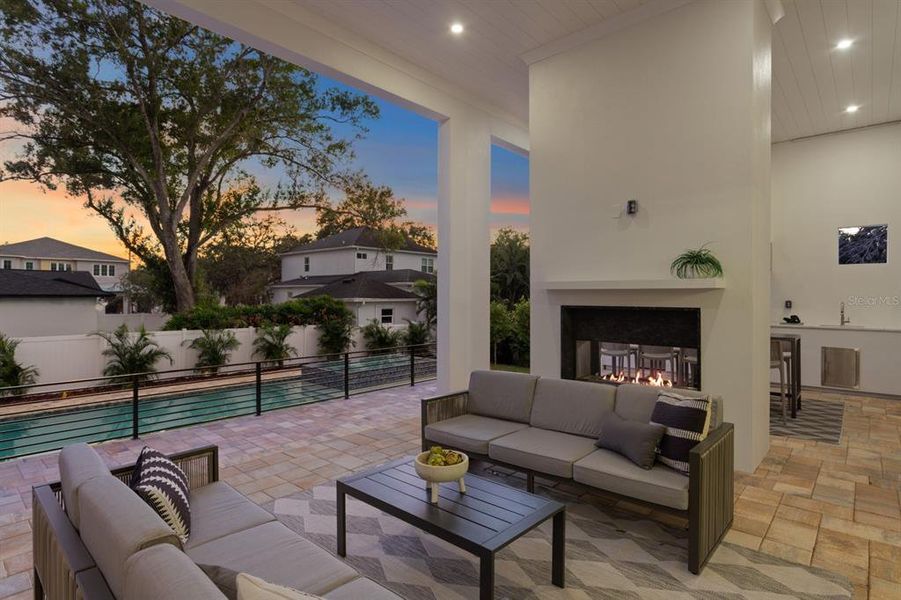 Front exterior of a new home in , Tampa, FL, highlighting curb appeal (Image 27). Front exterior of a new home in , Tampa, FL, highlighting curb appeal (Image 27).