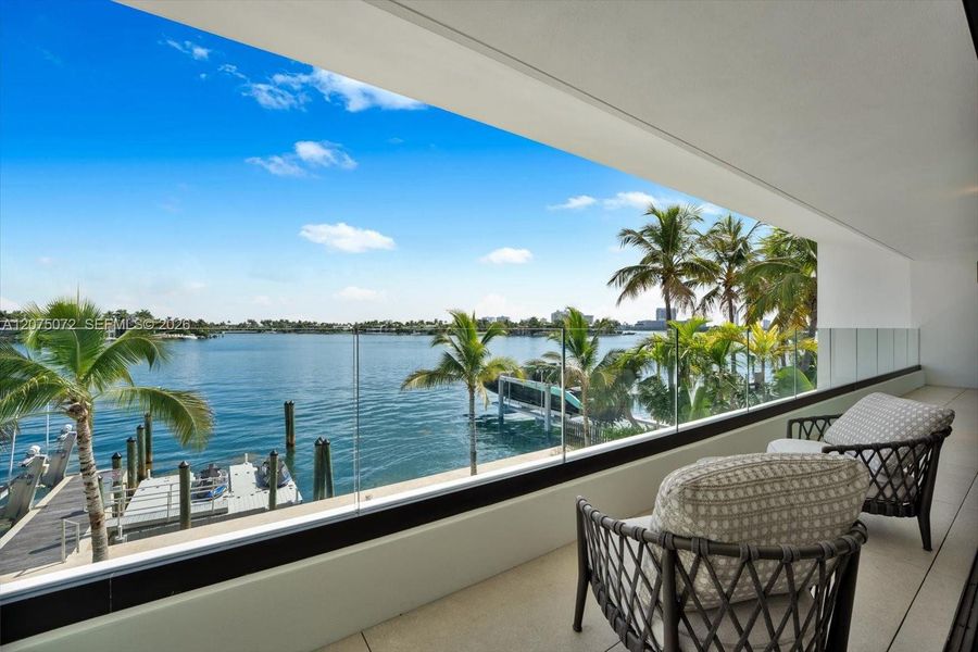 Exterior details and patio area of a home in , Miami Beach (Image 24).