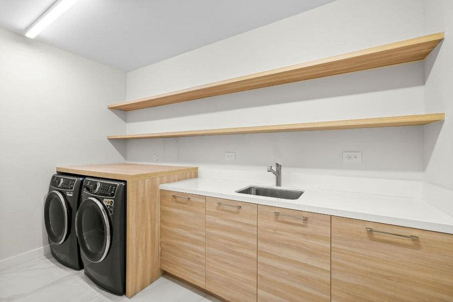 18-web-or-mls-2B7A9678-360 REALTY PHOTOS