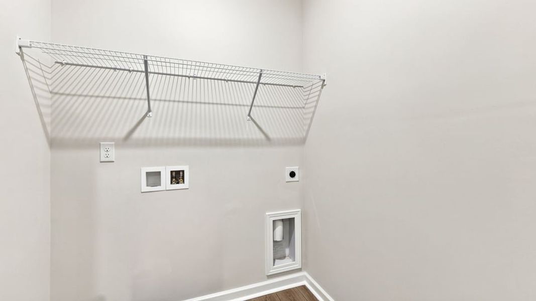 Spacious, unfurnished interior of a new home in Hunters Ridge, Woodruff (Image 31).
