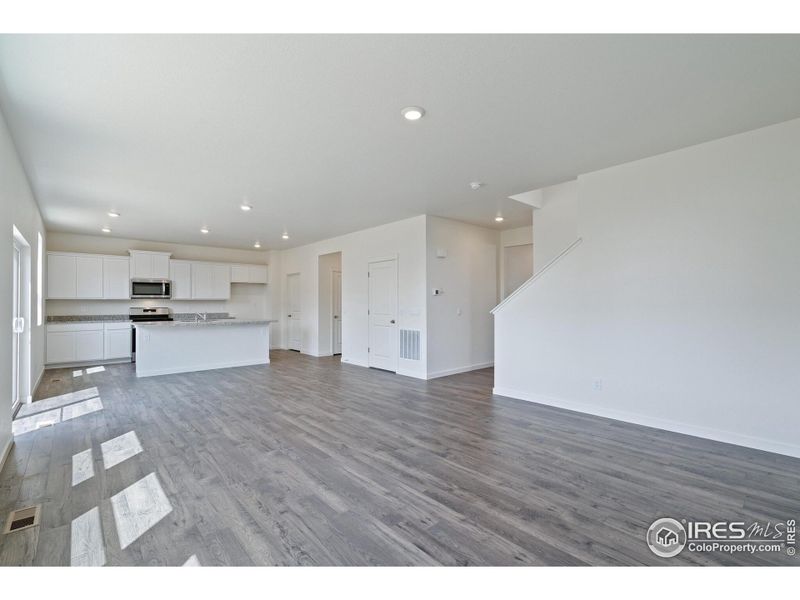 Spacious, unfurnished interior of a new home in Northridge Estates, Greeley (Image 18).
