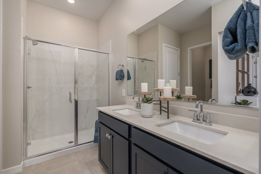 Representative furnished interior of a home built from the Madera 5G by Risewell Homes in Wildera, San Tan Valley (Image 13).