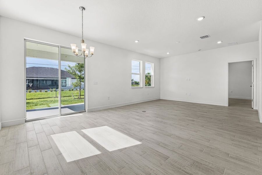 Spacious, unfurnished interior of a new home in Cape Coral, Cape Coral (Image 14). Spacious, unfurnished interior of a new home in Cape Coral, Cape Coral (Image 14).