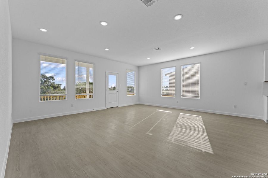 Spacious, unfurnished interior of a new home in Waterwheel: Coastline Collection, San Antonio (Image 15). Spacious, unfurnished interior of a new home in Waterwheel: Coastline Collection, San Antonio (Image 15).