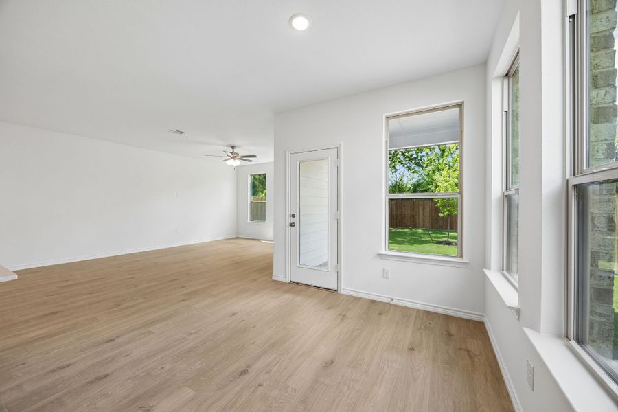 Spacious, unfurnished interior of a new home in Eagle Cove, Denton (Image 18). Spacious, unfurnished interior of a new home in Eagle Cove, Denton (Image 18).