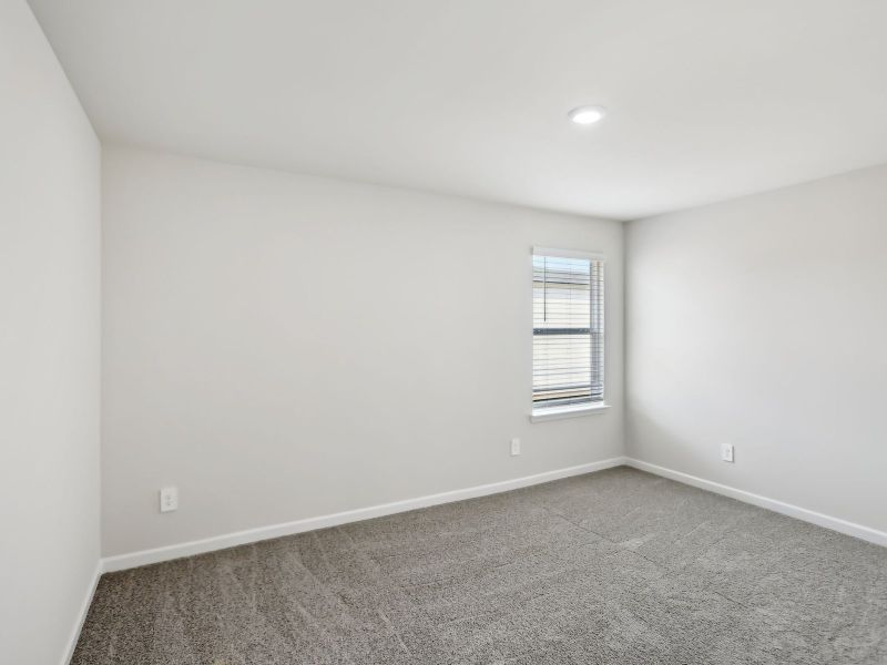 Spacious, unfurnished interior of a new home in Creekside at Oxford Park, Fairburn (Image 19). Spacious, unfurnished interior of a new home in Creekside at Oxford Park, Fairburn (Image 19).