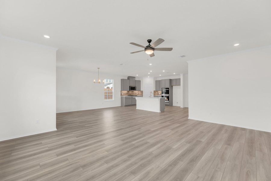 Spacious, unfurnished interior of a new home in Salerno - Classic Collection, Round Rock (Image 20). Spacious, unfurnished interior of a new home in Salerno - Classic Collection, Round Rock (Image 20).