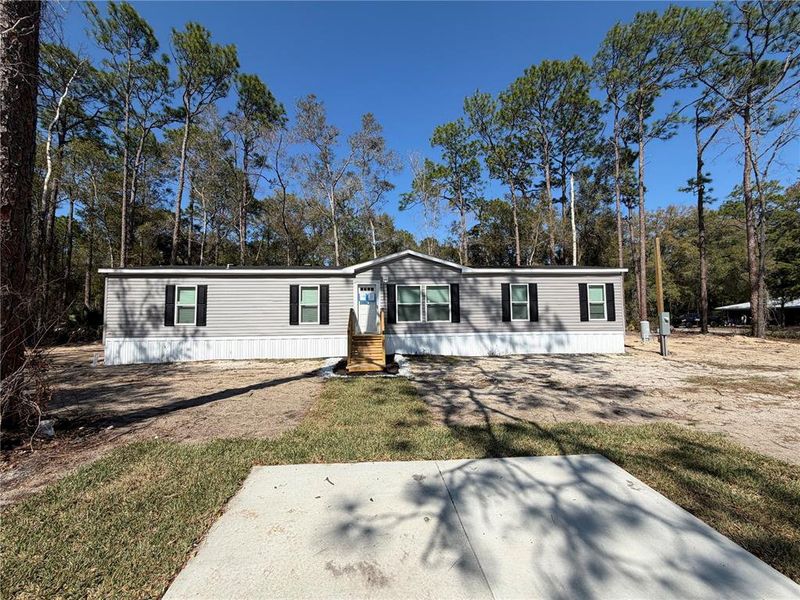 Exterior details and patio area of a home in , Crystal River (Image 21).