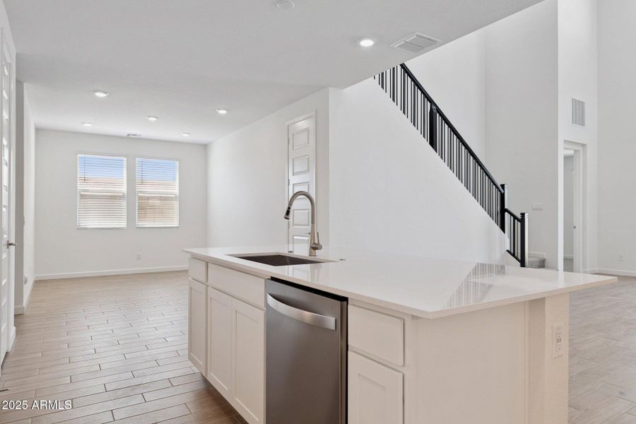 11-web-or-mls-17746-w-vogel-ave-lot-161- 11-web-or-mls-17746-w-vogel-ave-lot-161-