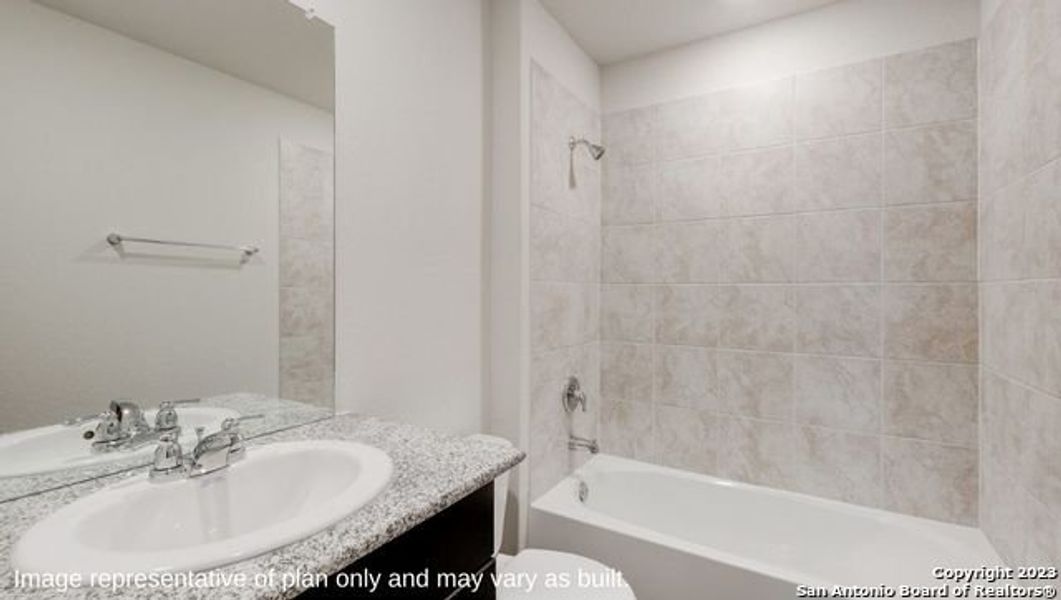 Furnished interior view inside a new home in Winding Creek, New Braunfels (Image 11).