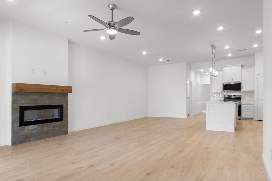 Spacious, unfurnished interior of a new home in Woodbridge Villas, Wylie (Image 15). Spacious, unfurnished interior of a new home in Woodbridge Villas, Wylie (Image 15).