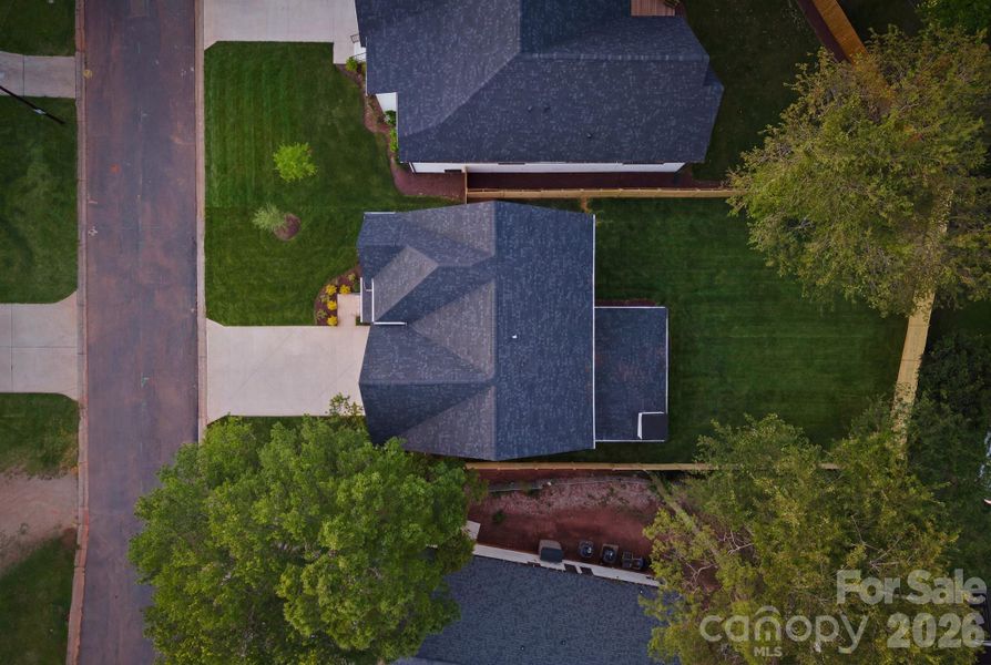 Image 47 of a home in .