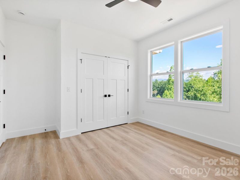 Spacious, unfurnished interior of a new home in , Old Fort (Image 19).