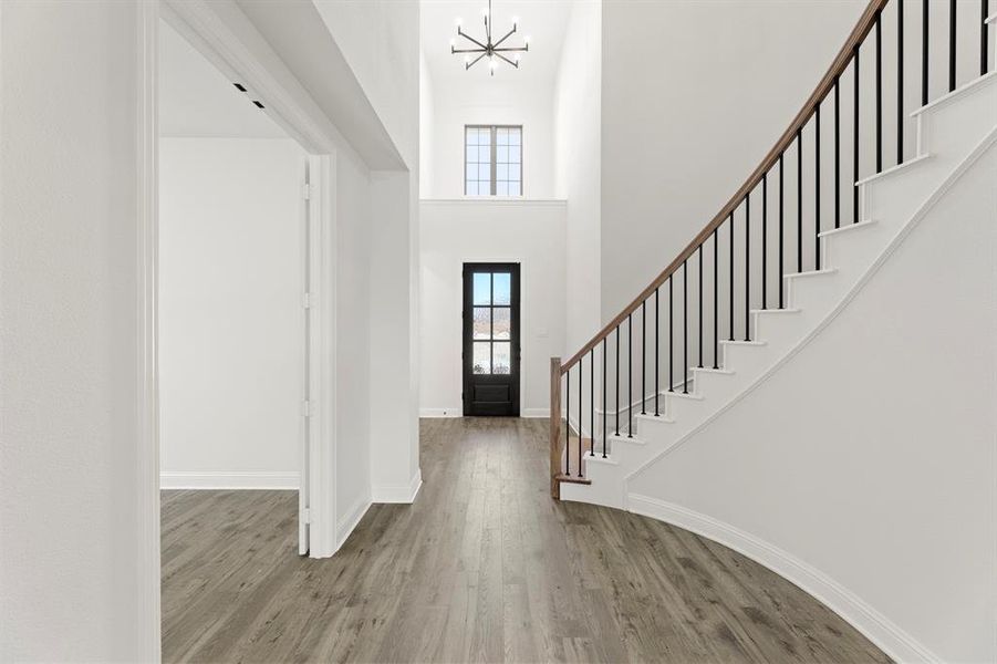 03. 814 Stoney - Entry