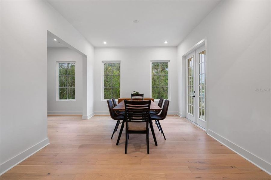 Furnished interior view inside a new home in Celebration - Island Village, Celebration (Image 45).