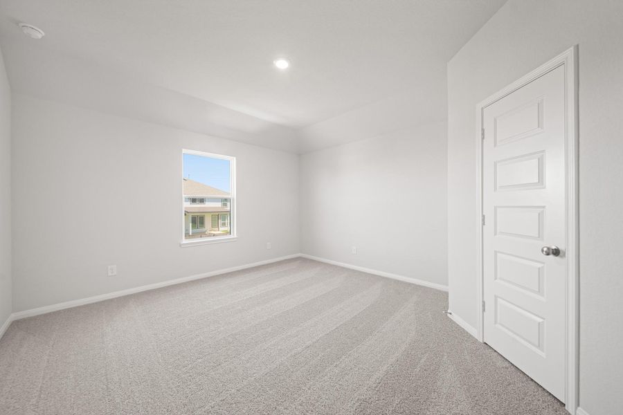 Spacious, unfurnished interior of a new home in Bluestem, Brookshire (Image 16).