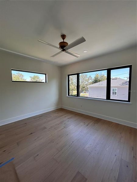 Spacious, unfurnished interior of a new home in , Tampa (Image 22).