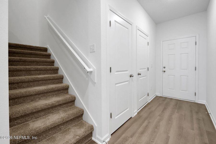 Spacious, unfurnished interior of a new home in Kasen Oaks, Jacksonville (Image 31).
