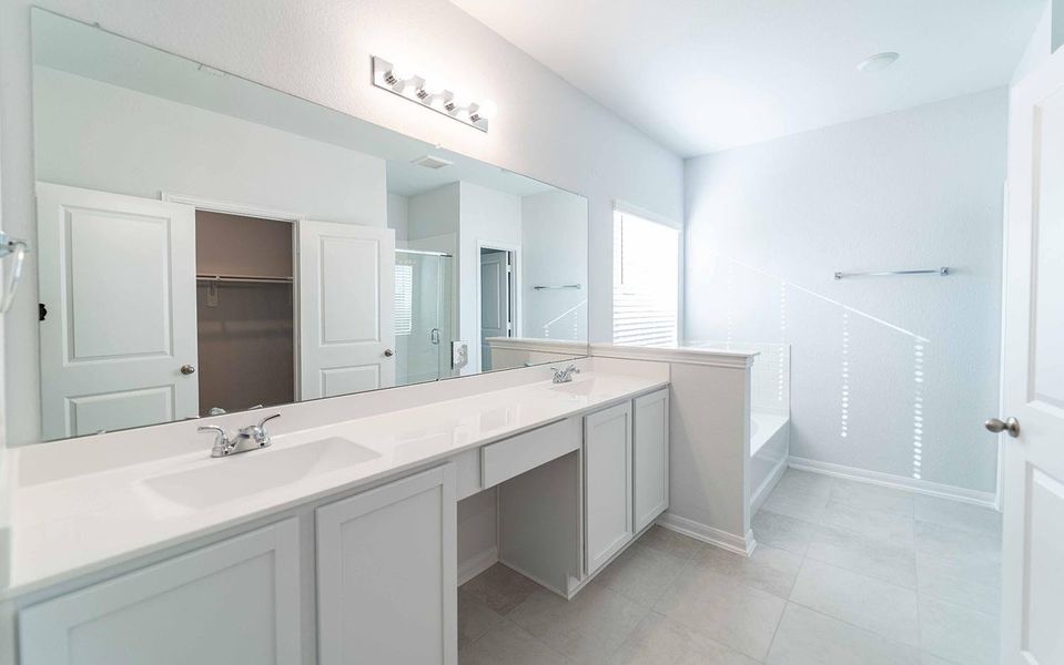 Furnished interior view inside a new home in Caney Mills, Conroe (Image 3).
