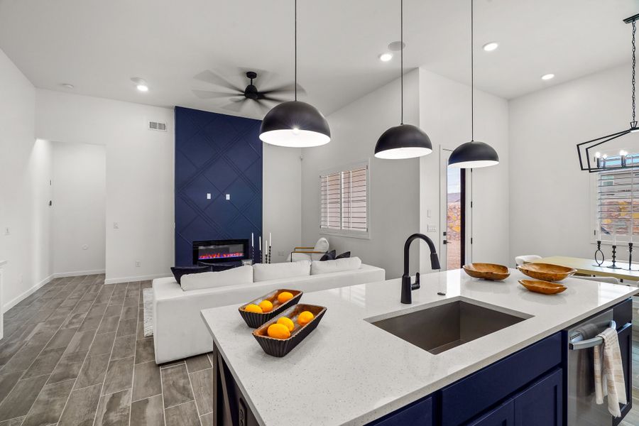 Furnished interior view inside a new home in Verdancia, El Paso (Image 30).