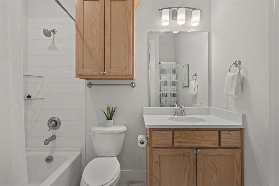 Full Bathroom