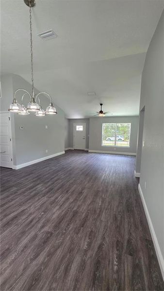 Spacious, unfurnished interior of a new home in , Dunnellon (Image 11).