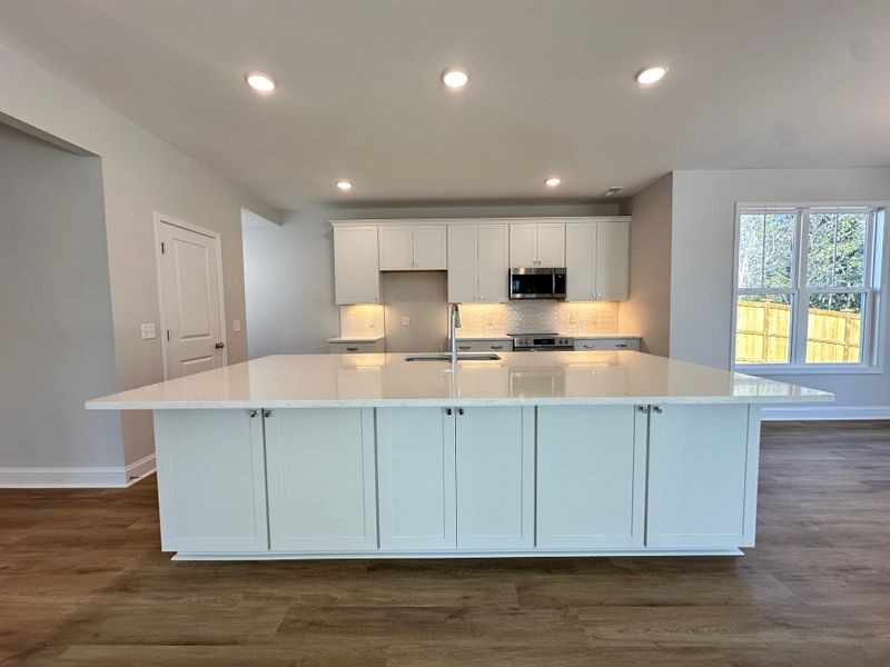 Furnished interior view inside a new home in Patriot’s Watch, Hampstead (Image 4). Furnished interior view inside a new home in Patriot’s Watch, Hampstead (Image 4).