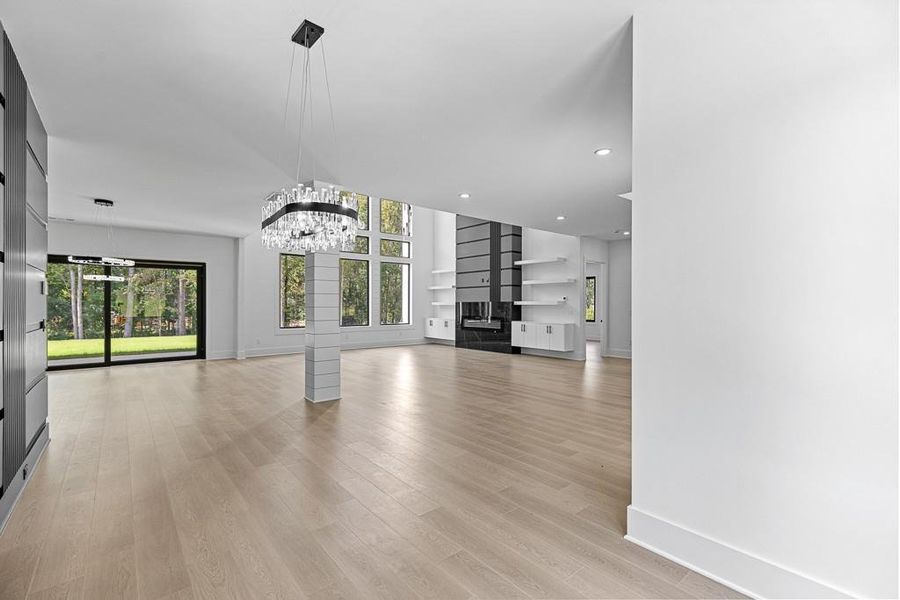 Spacious, unfurnished interior of a new home in , Jefferson (Image 27).
