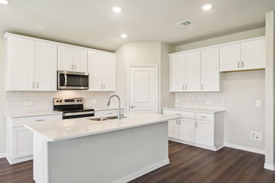 Photo is not of the actual home, but is an inspirational photo of builder’s model home and may depict options, furnishings, and/or decorator features that are not included.