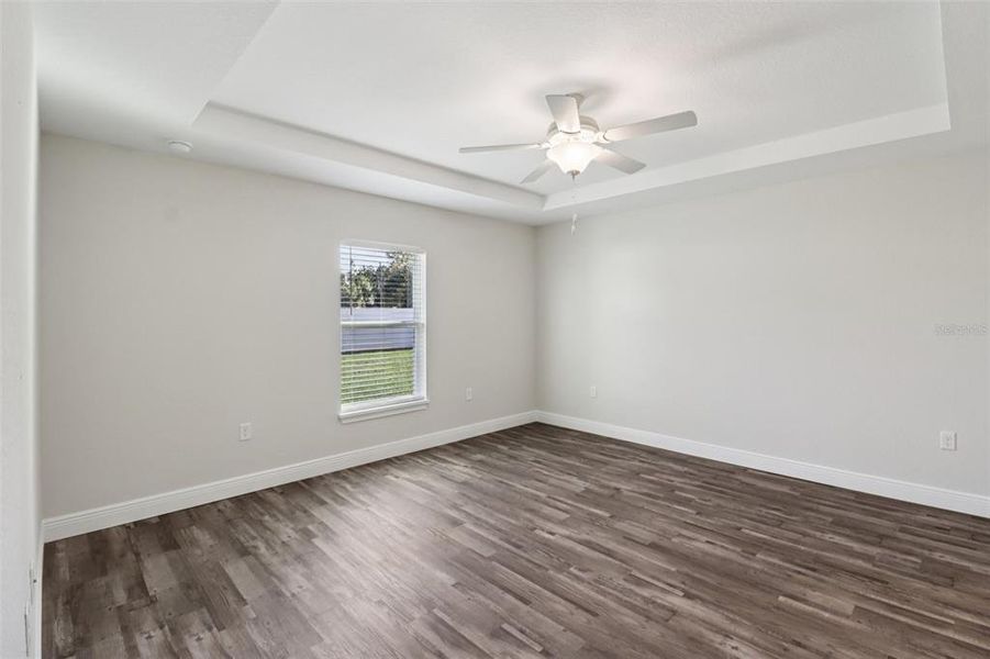 Spacious, unfurnished interior of a new home in , Ocala (Image 32).