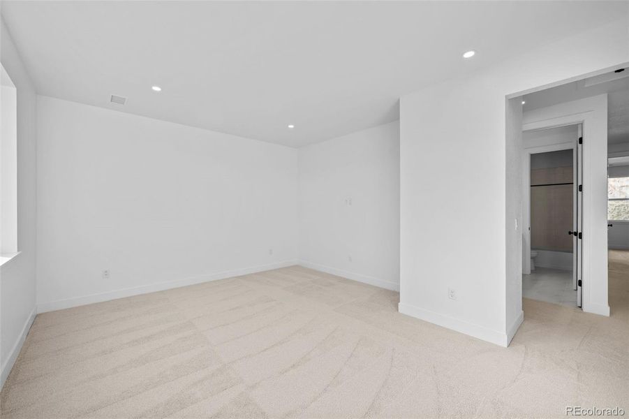 Spacious, unfurnished interior of a new home in , Morrison (Image 20).