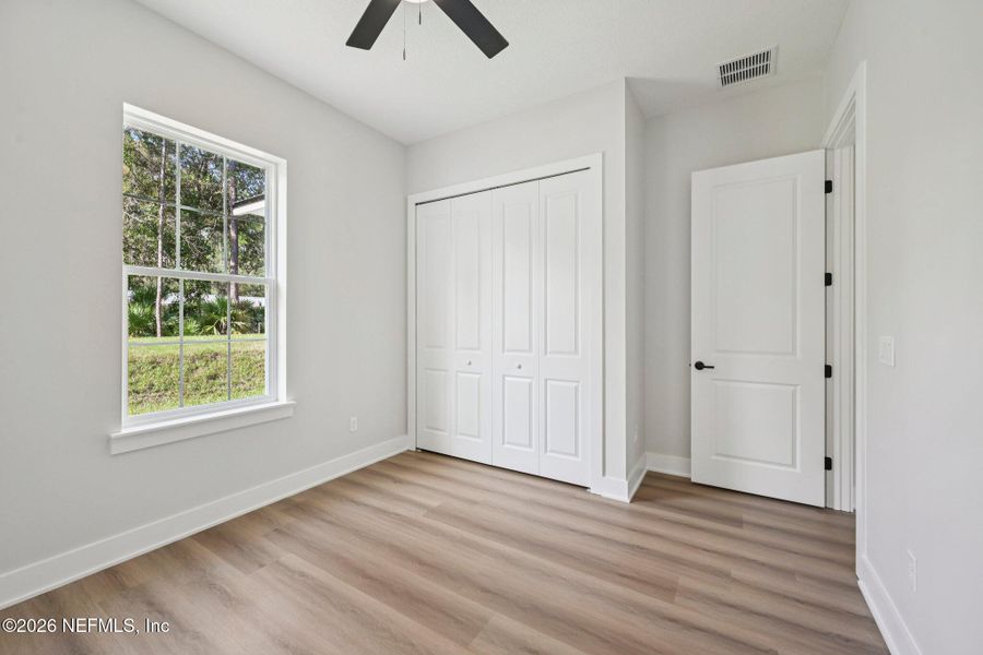 Spacious, unfurnished interior of a new home in , Palatka (Image 23).