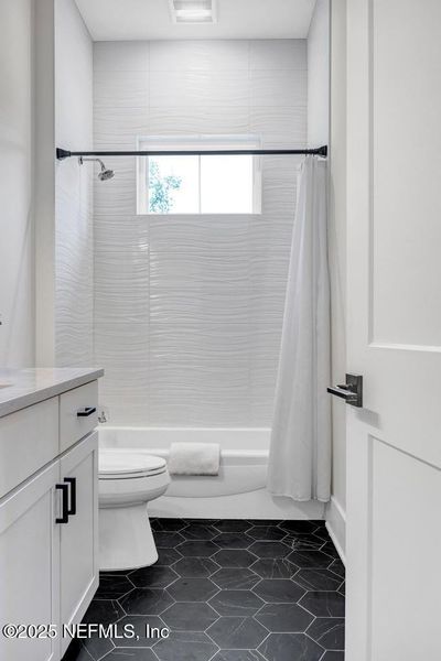 Furnished interior view inside a new home in , Neptune Beach (Image 8).