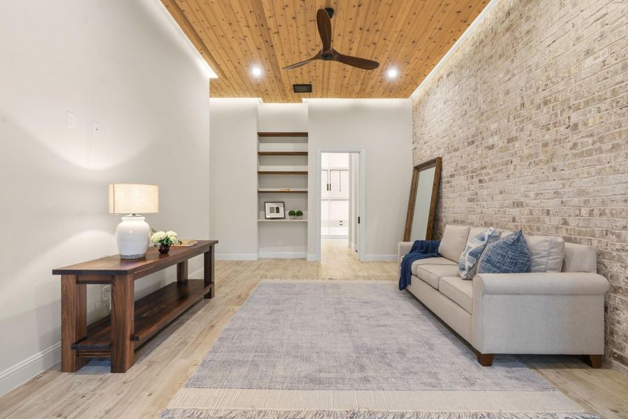 Furnished interior view inside a new home in , Tomball (Image 31).