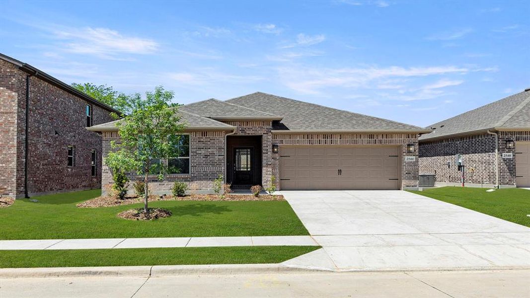 01. 2544 Three Bars - Front 01. 2544 Three Bars - Front