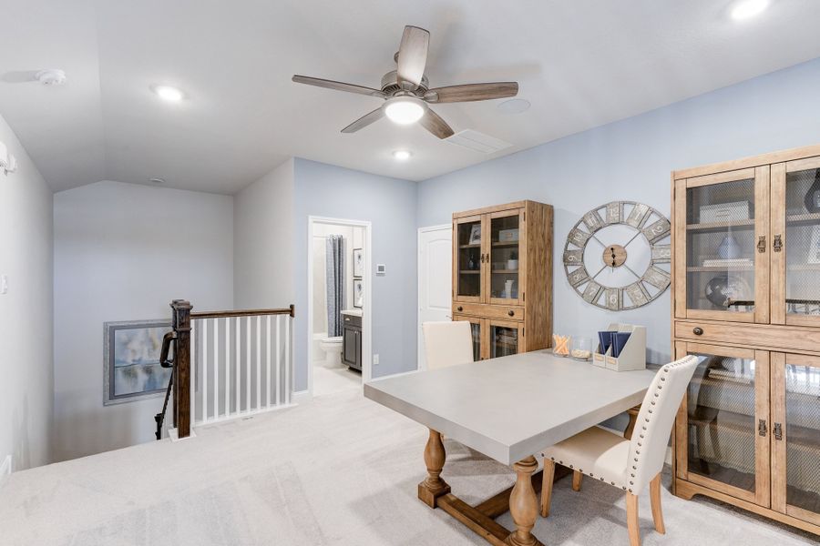 Representative furnished interior of a home built from the Grand Rouge by Beazer Homes in Bridgeland, Cypress (Image 12).