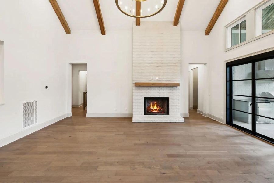 The Elmsley E Family Room