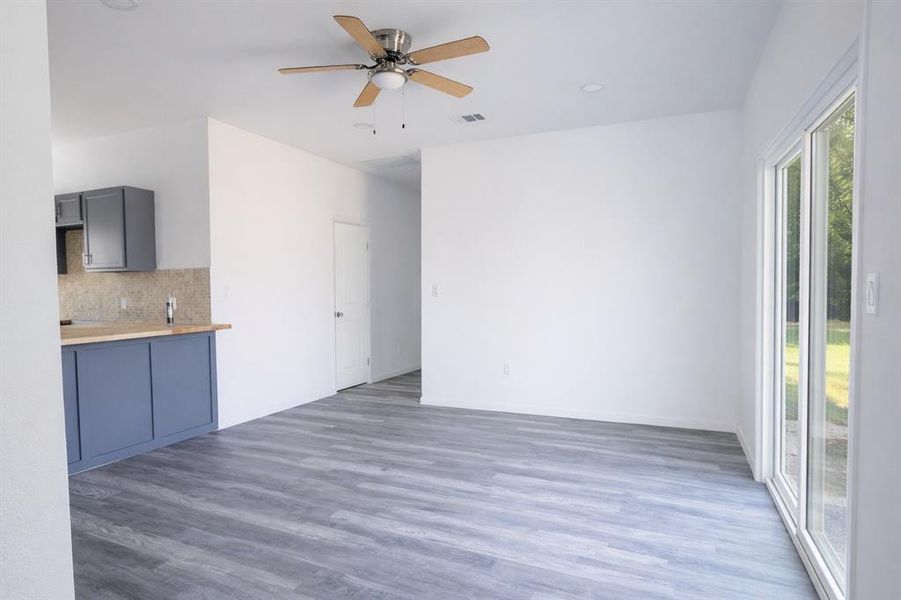 Spacious, unfurnished interior of a new home in , Fort Worth (Image 8).