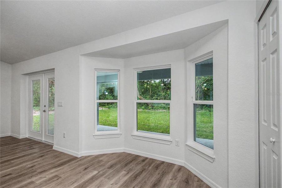 Spacious, unfurnished interior of a new home in , Summerfield (Image 20).
