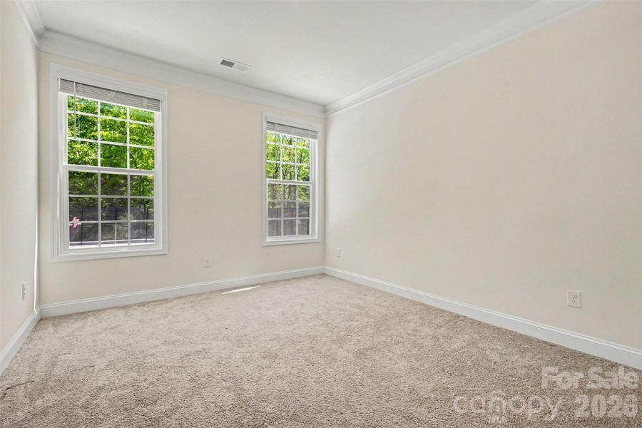 Spacious, unfurnished interior of a new home in Falls Cove, Troutman (Image 20).