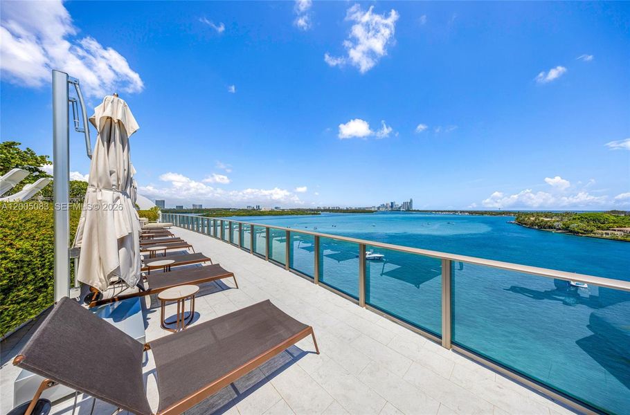 Community amenities in Onda, Bay Harbor Islands (Image 80).