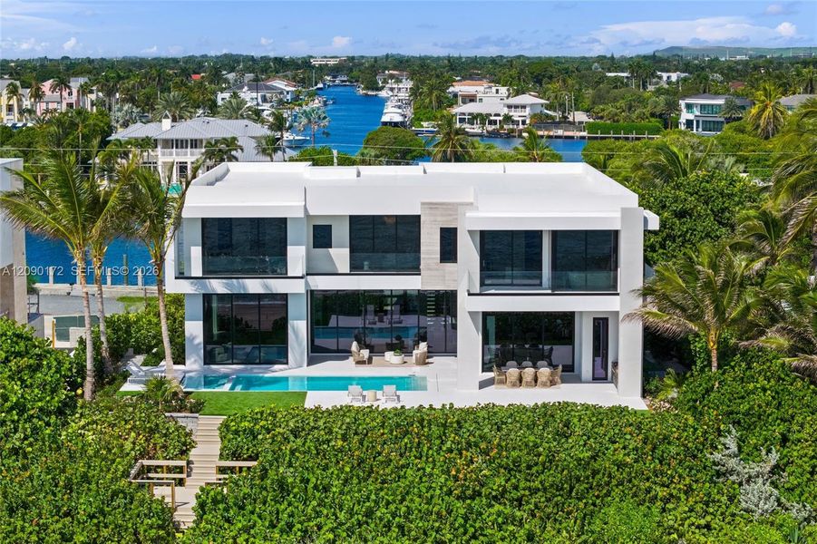 Condo located in Hillsboro Beach, FL showcasing its design and architecture (Image 44). Condo located in Hillsboro Beach, FL showcasing its design and architecture (Image 44).
